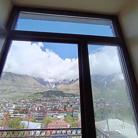 Belas Guesthouse Kazbegi Exterior foto