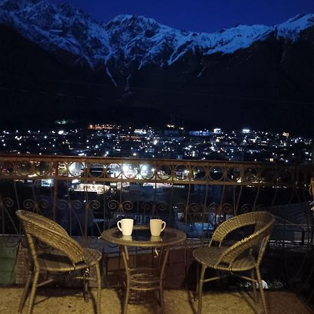 Belas Guesthouse Kazbegi Exterior foto