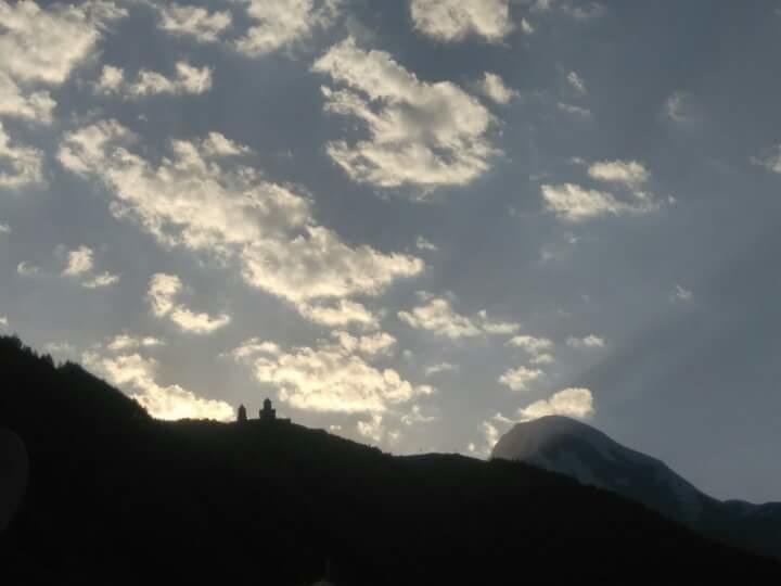 Belas Guesthouse Kazbegi Exterior foto