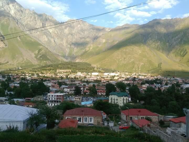 Belas Guesthouse Kazbegi Exterior foto